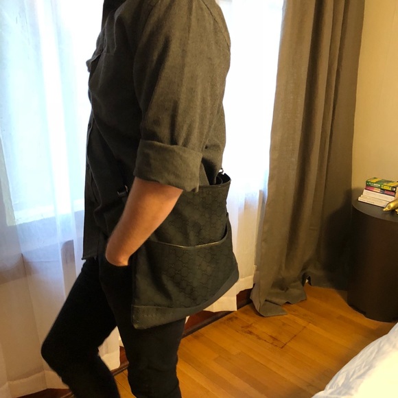 Gucci Canvas Crossbody Bag - Picture 6 of 8